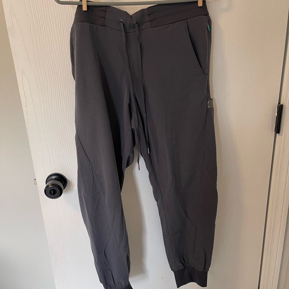 WonderWink Gray Jogger Pants